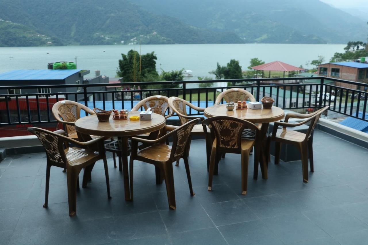 Hotel Eagle Zone Покхара Экстерьер фото
